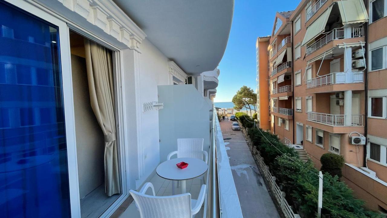 Luna Rooms & Apartments Golem  Exterior foto